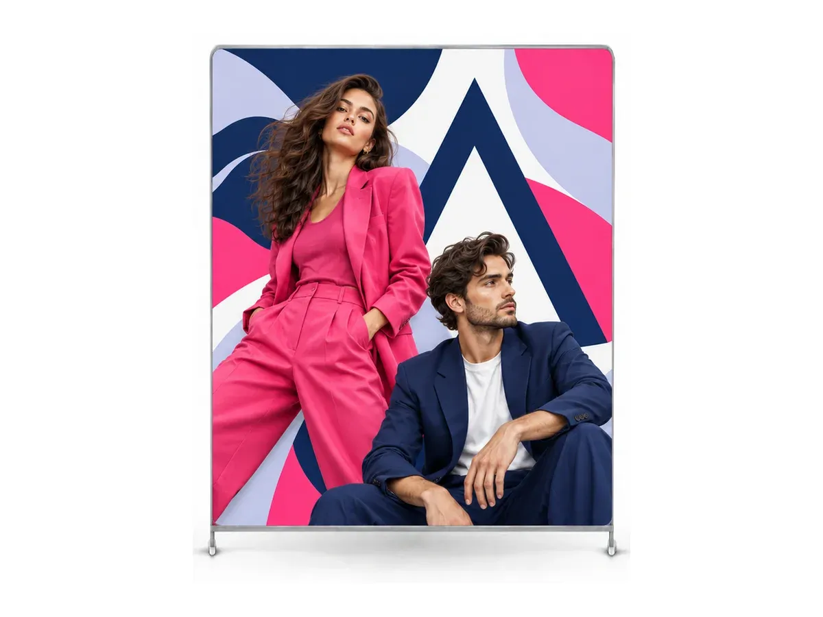 Rovná výstavní stěna 200×240 cm jednostranná s potiskem, na bílém pozadí