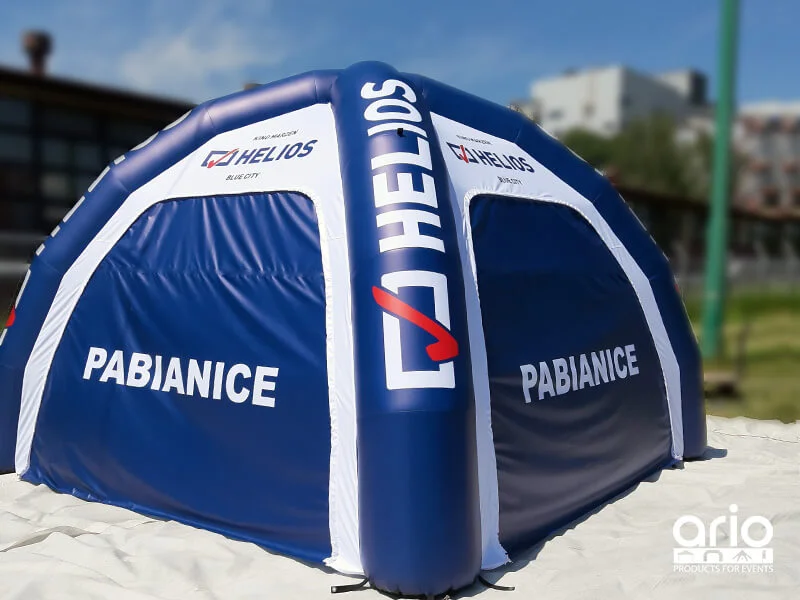 namiot pneumatyczny 4 nożny z nadrukiem reklamowym Helios Pabianice